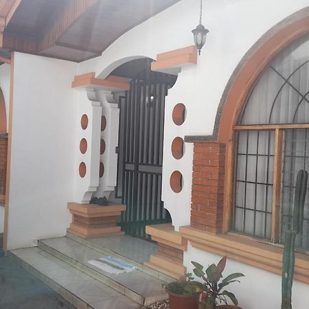 Apartamento Mario Y Jeannette Alajuela Exterior foto